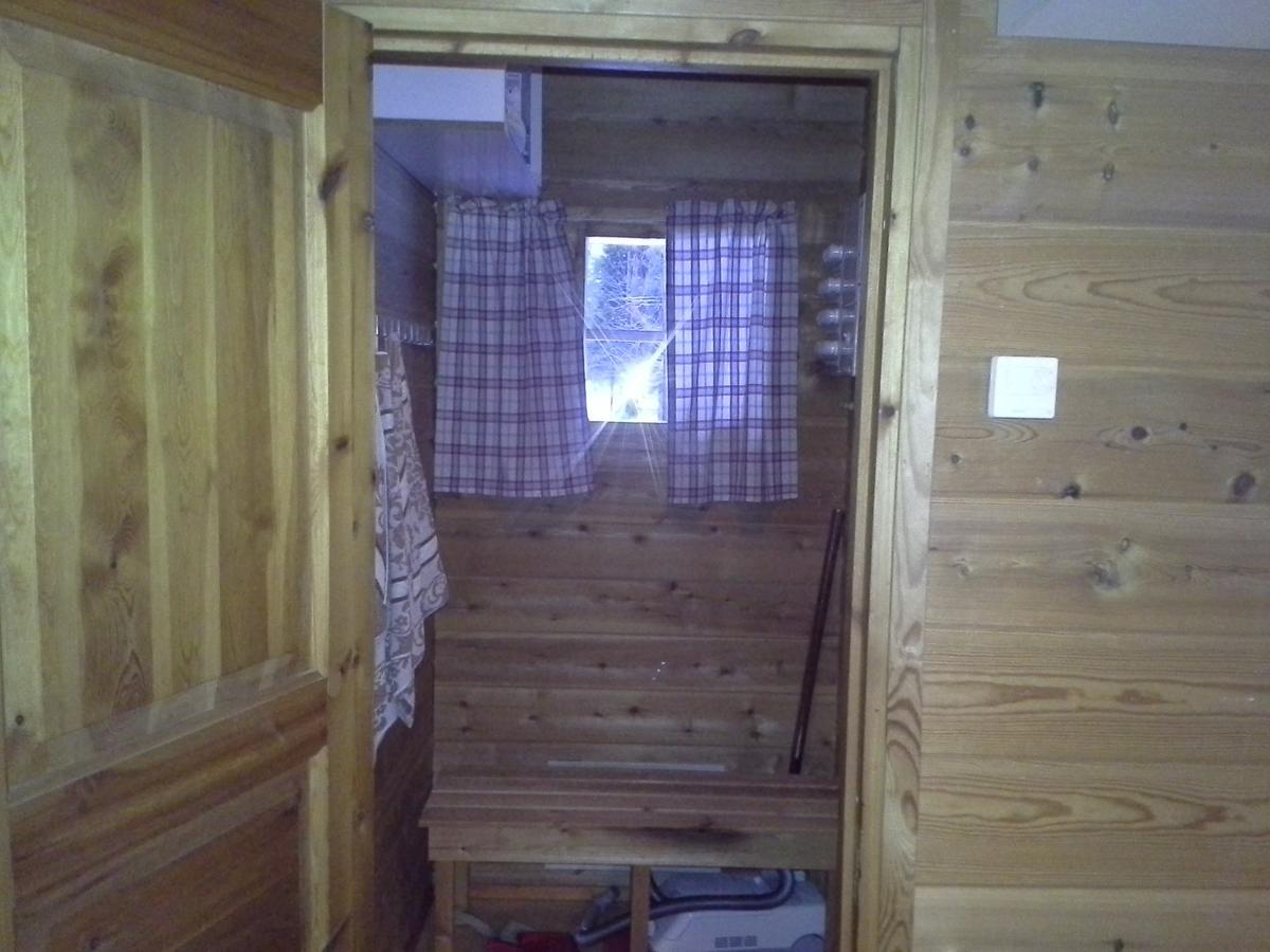Vipati Cottage Ylitornio Bagian luar foto
