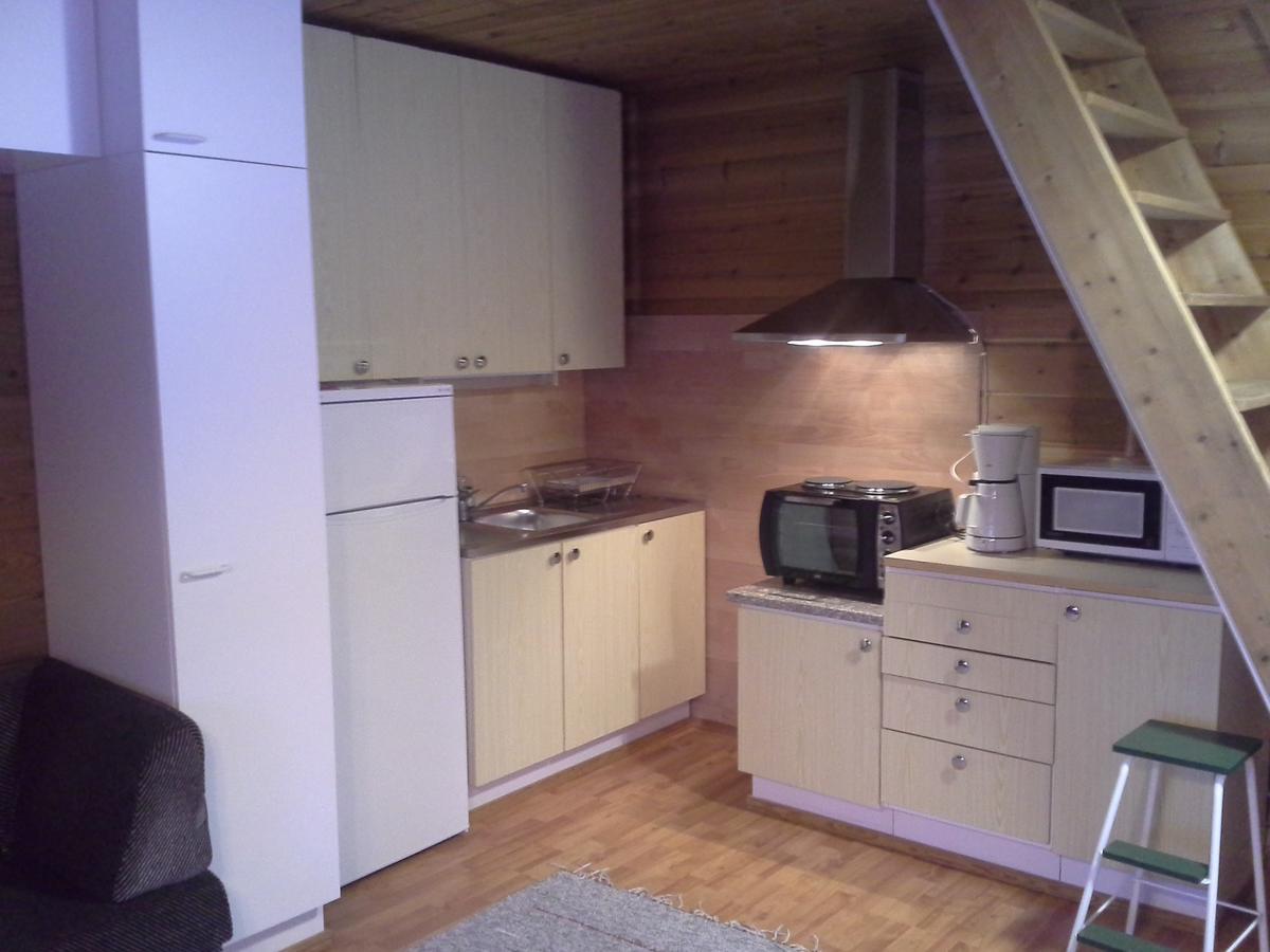 Vipati Cottage Ylitornio Bagian luar foto