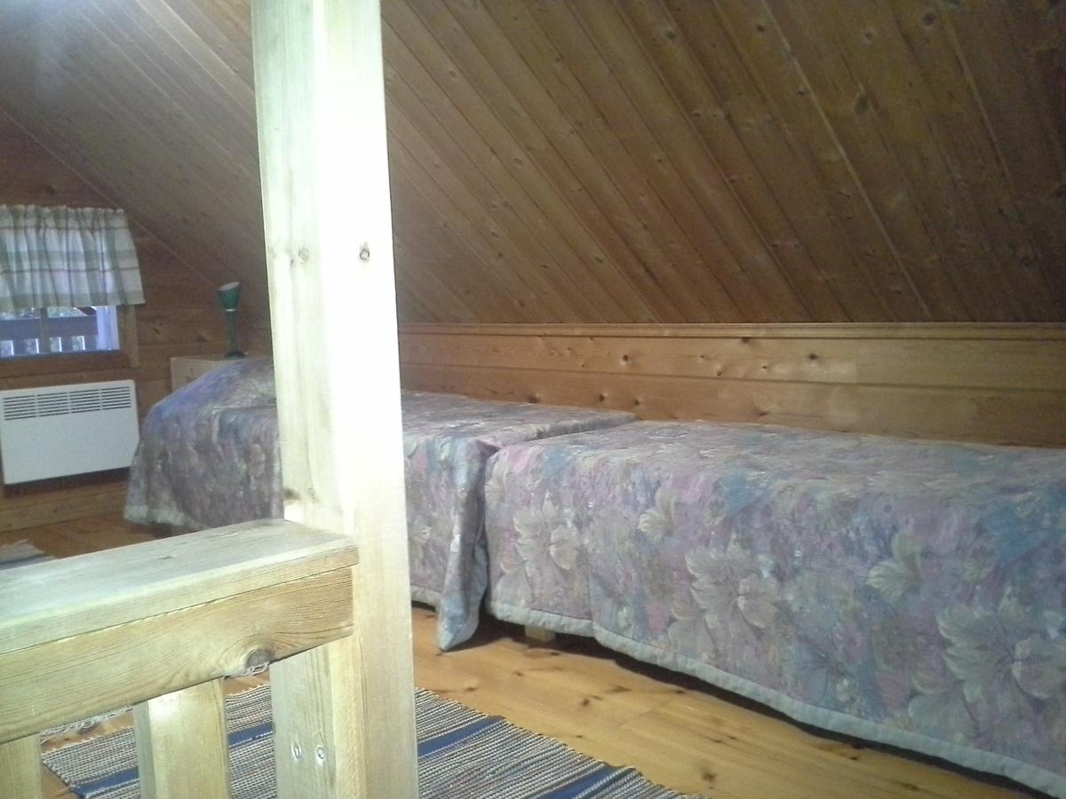 Vipati Cottage Ylitornio Bagian luar foto